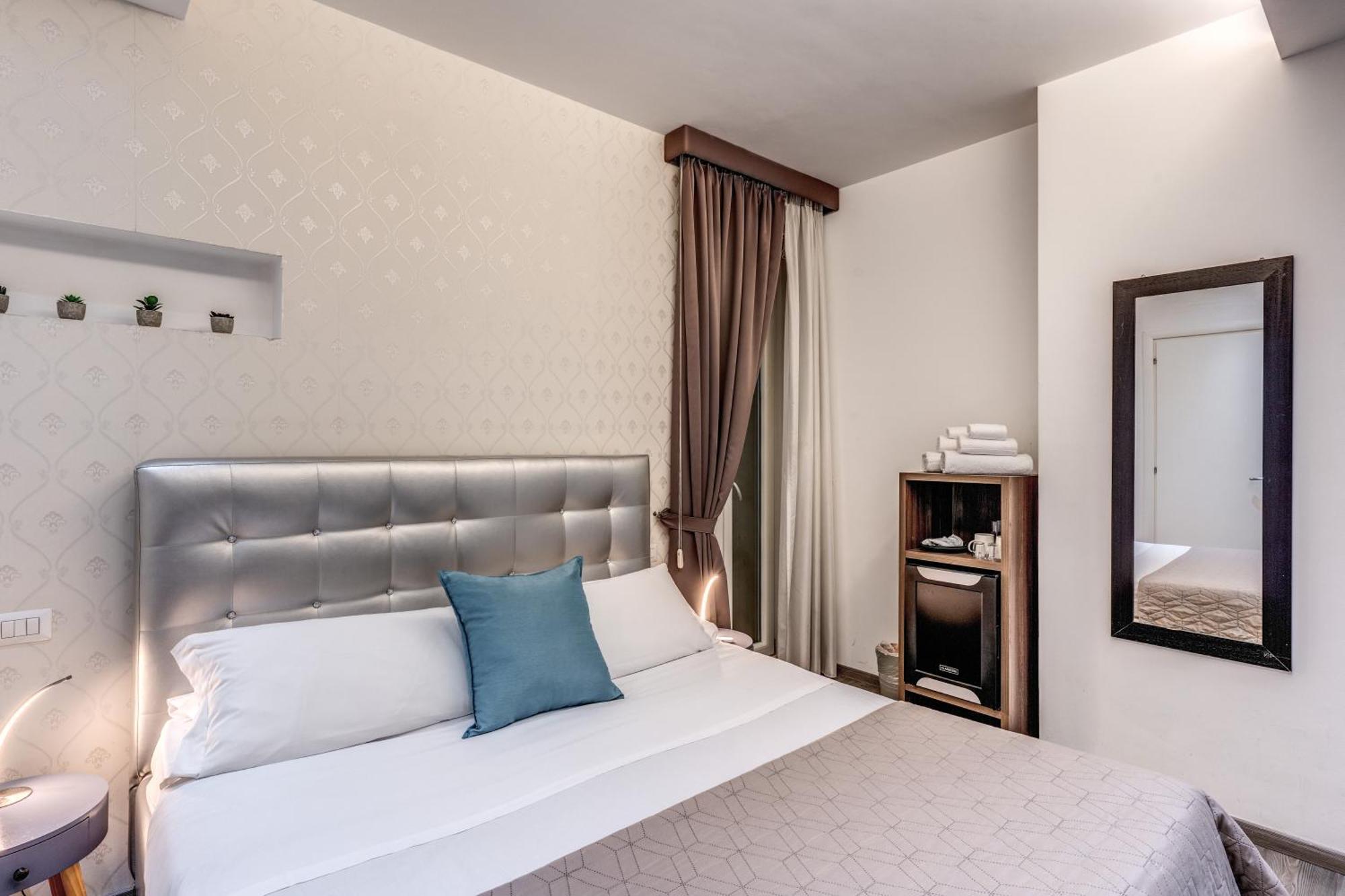 Spagna Boutique Suites โรม ภายนอก รูปภาพ